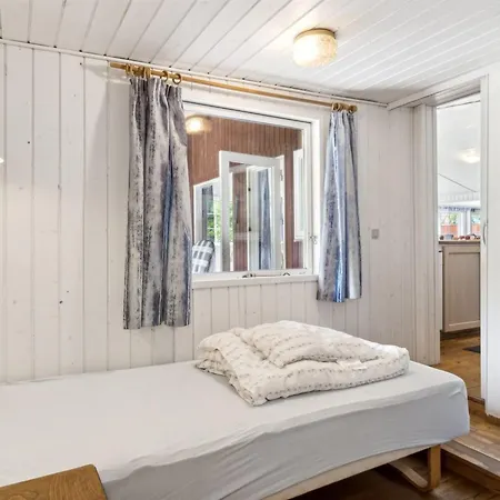Fritza - 500m From The Sea By Interhome