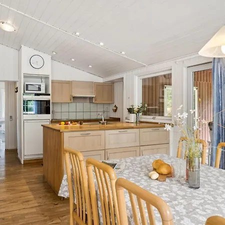 Fritza - 500m From The Sea By Interhome *